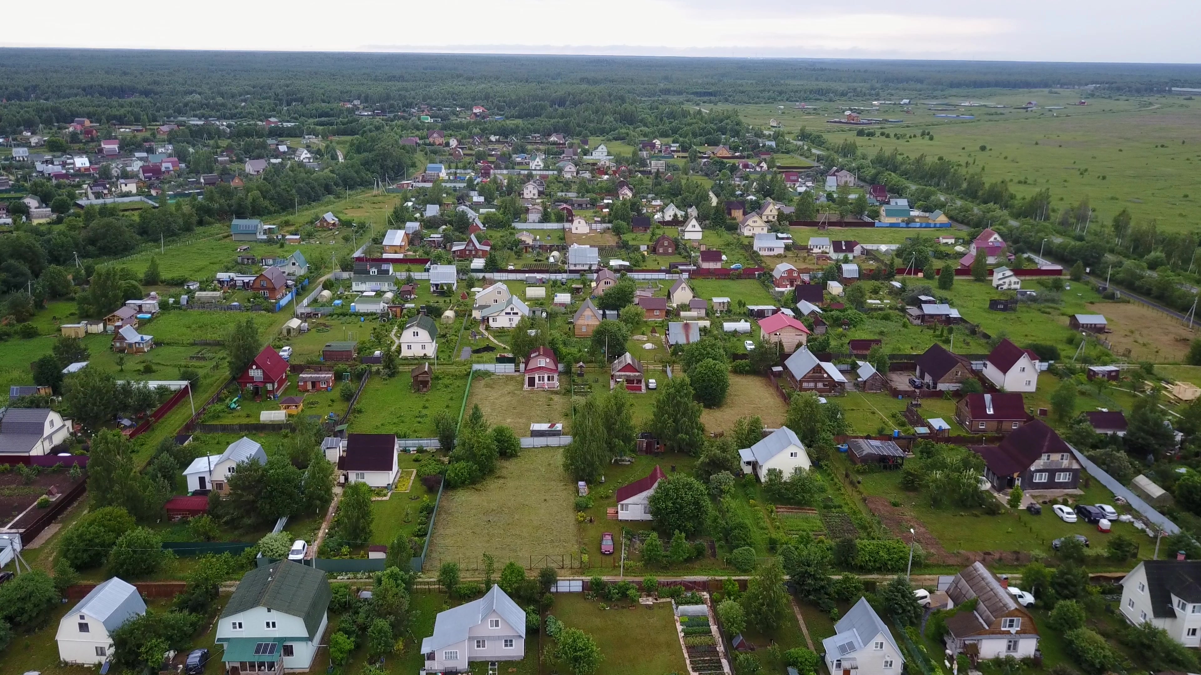 Тайны и загадки дачного поселка. Садовое некоммерческое товарищество СНТ. Дачный поселок. Дачные поселки Подмосковья. Дачное поселение.